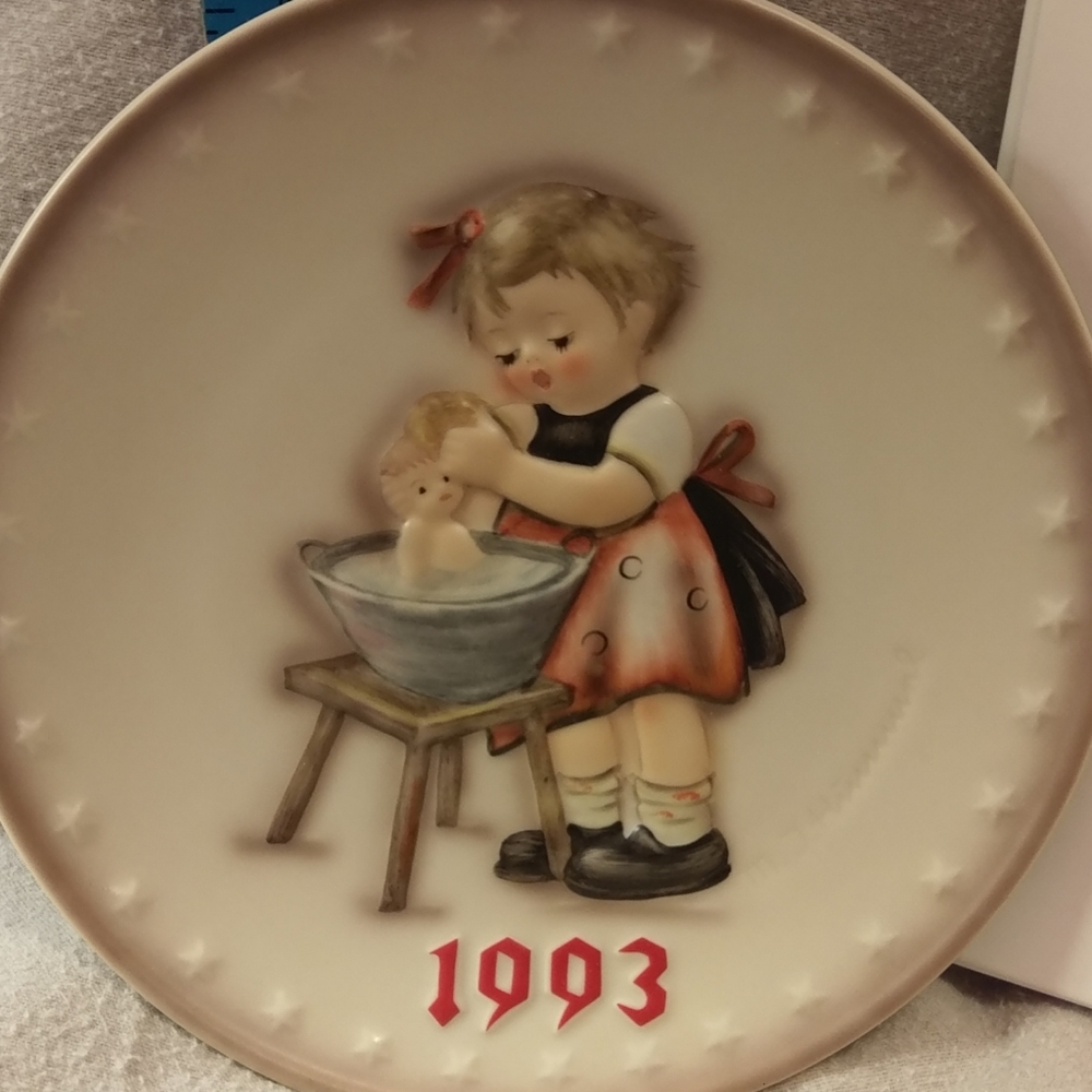 1993 Hummel plate